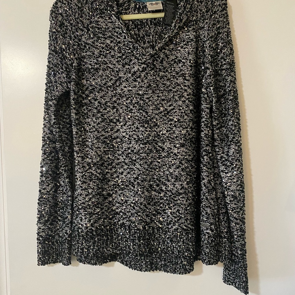 Harley-Davidson Monochrome V-Neck Sweater